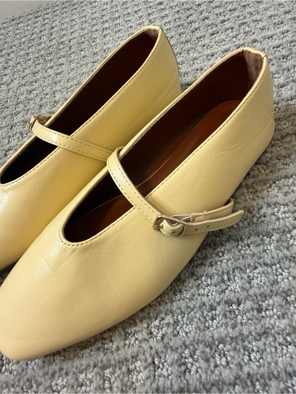 Cider Women's light yellow Mary Jane Flats size 7 - Picture 6 of 6